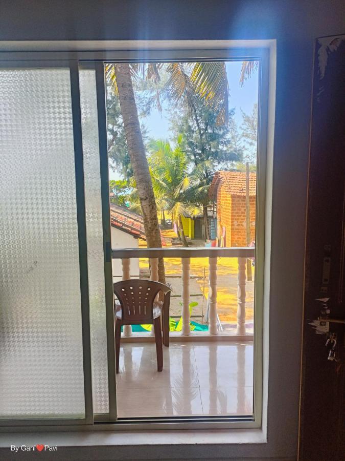 Golden Wings Cafe Hotel Gokarna  Eksteriør billede
